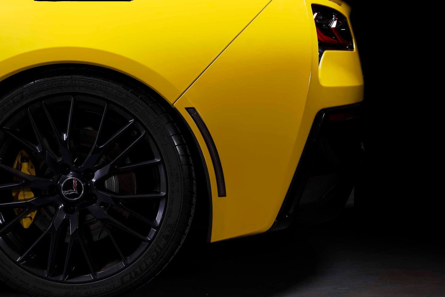 Marcadores laterales traseros Chevrolet Corvette C7 XB 2014-2019 (rojo/par)