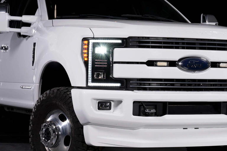 Faros LED híbridos Ford Super Duty XB 2017-2019