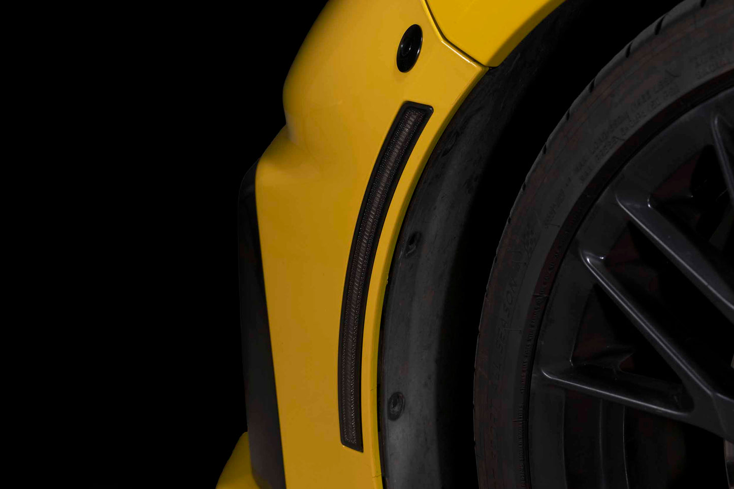 Marcadores laterales delanteros del Chevrolet Corvette C7 XB 2014-2019 (ámbar/par)