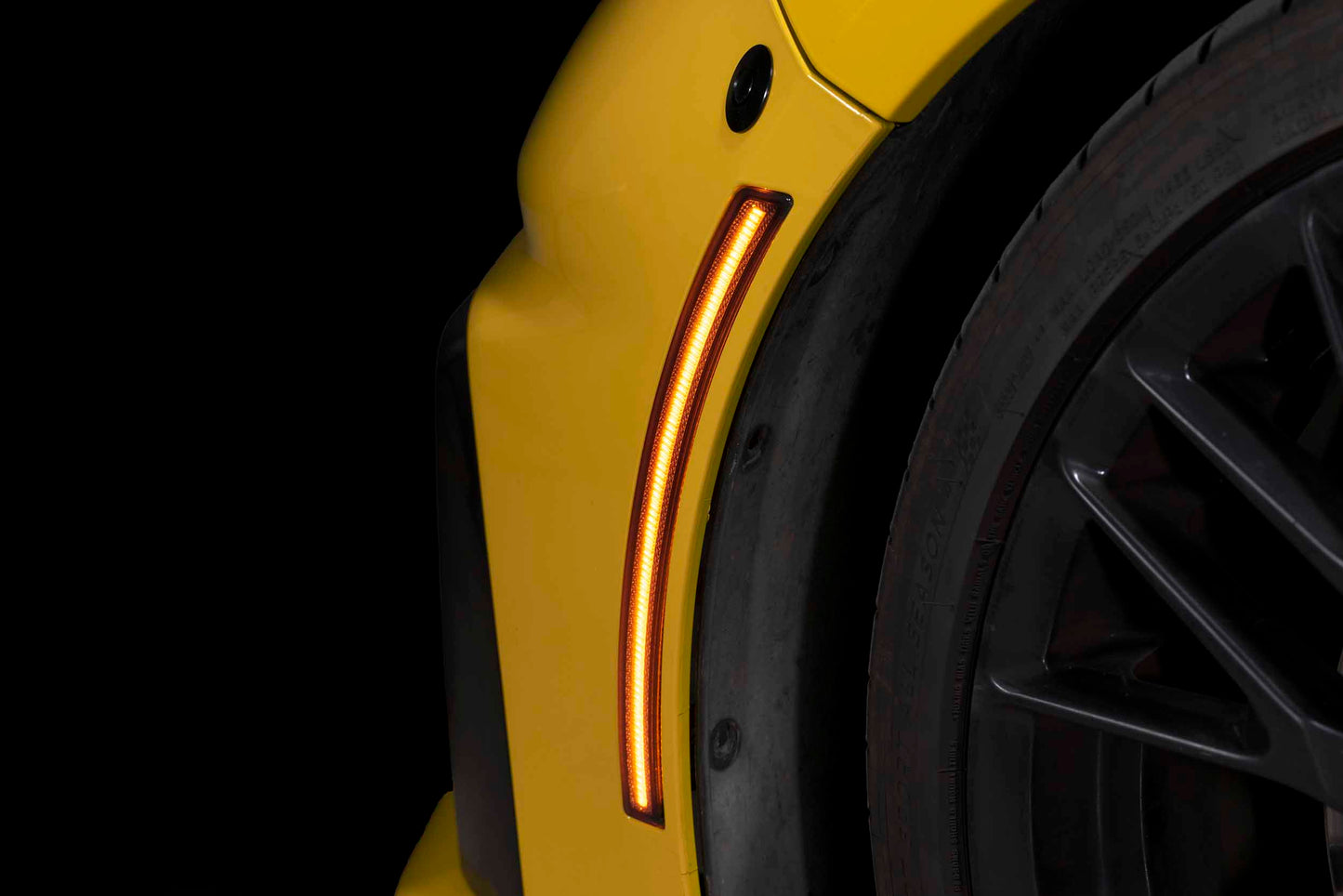 Marcadores laterales delanteros del Chevrolet Corvette C7 XB 2014-2019 (ámbar/par)