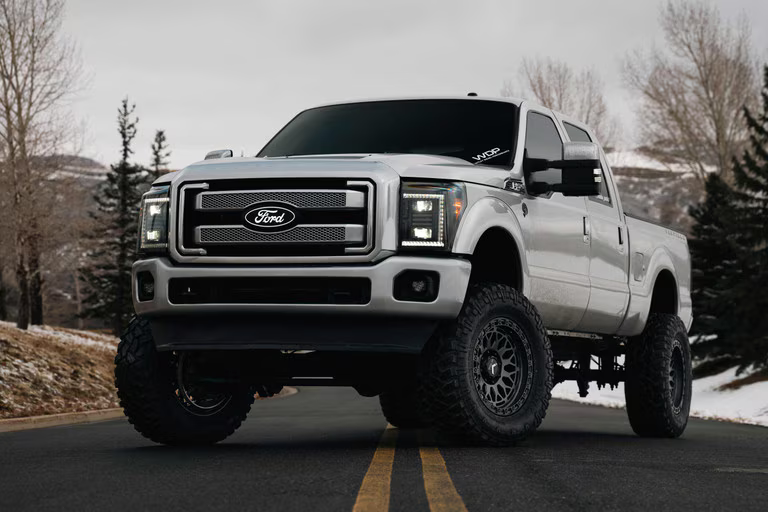 Faros LED híbridos XB: Ford Super Duty (11-16) (par/ajustable)