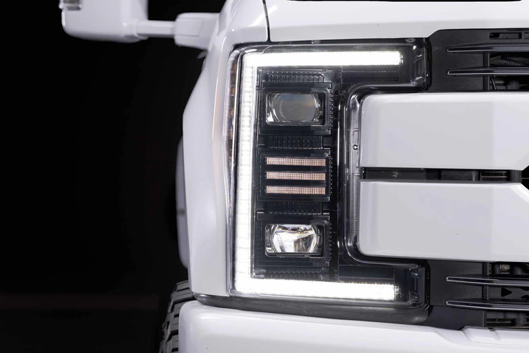 Faros LED híbridos Ford Super Duty XB 2017-2019