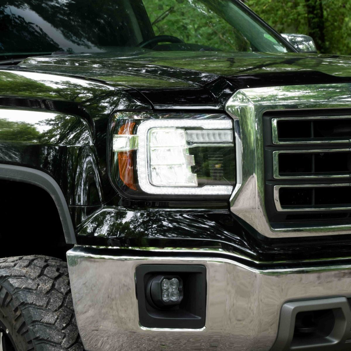Par de faros delanteros reflectores LED para GMC Sierra 1500 14-18 y GMC Sierra 2500/3500 15-19 Form Lighting