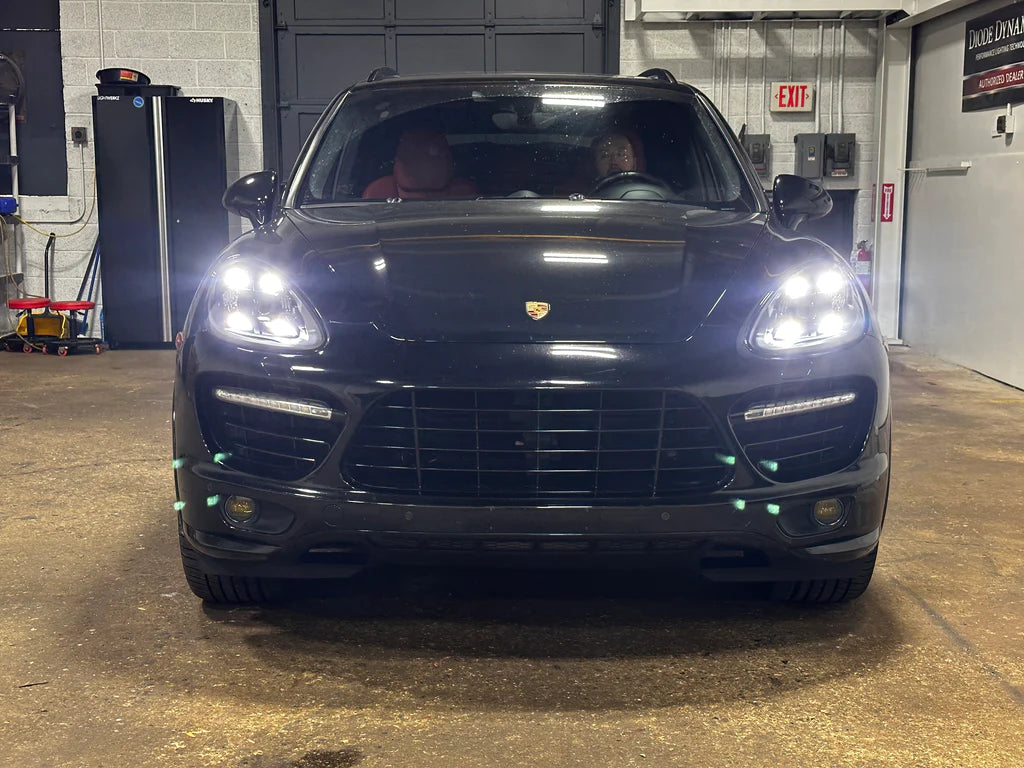Faros delanteros LED estilo Matrix Porsche Cayenne 958 2011-2018