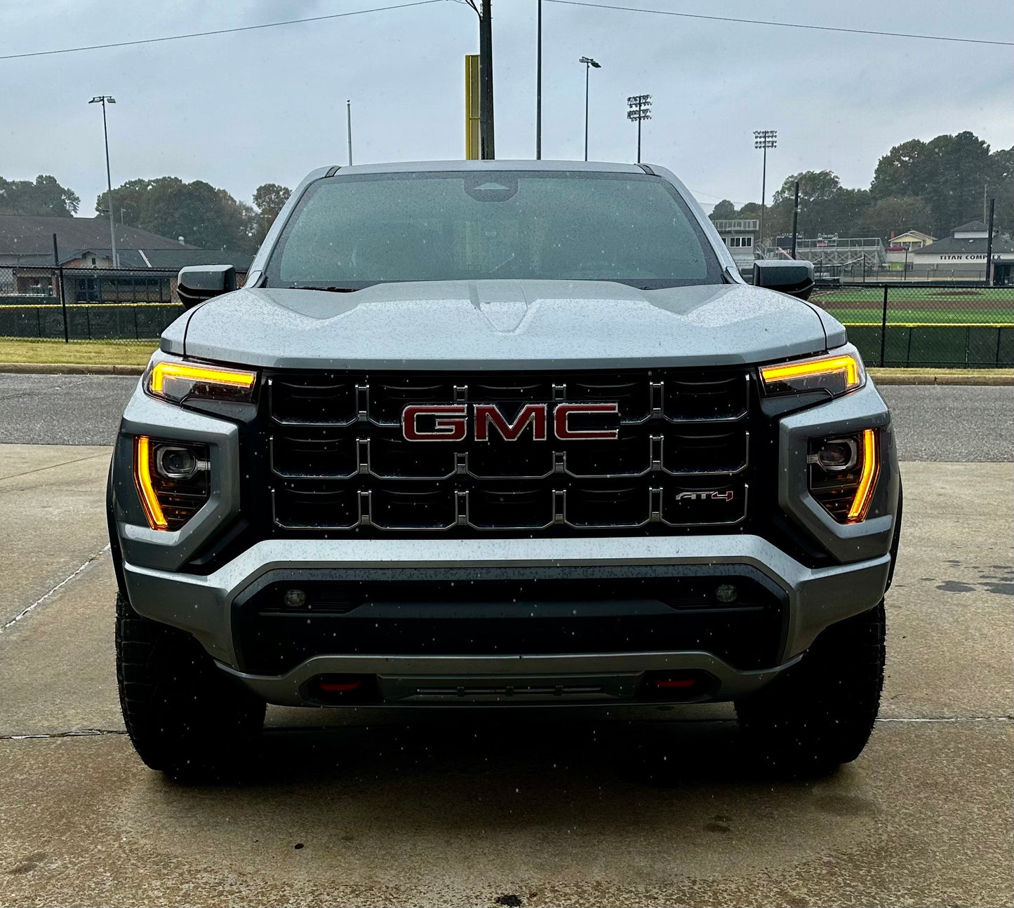 Arnés de luces LED DRL OEM GMC Canyon Amber 2023+