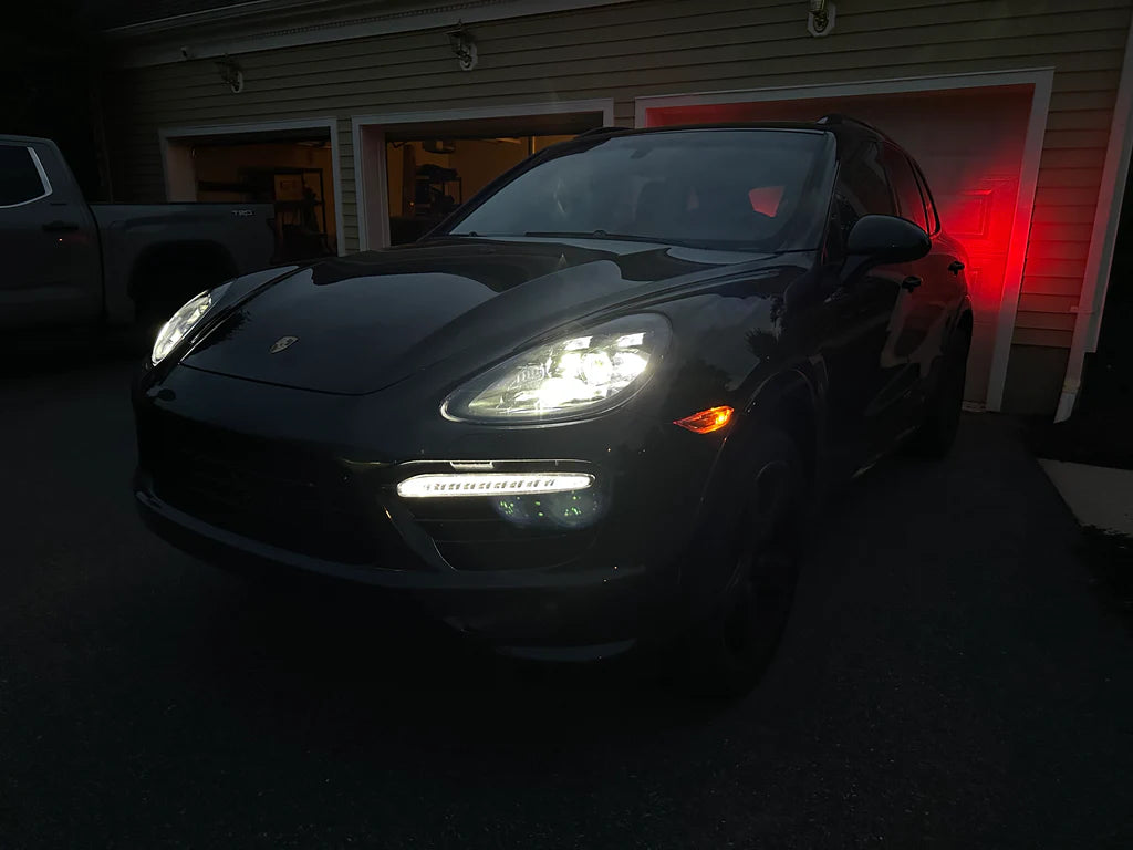 Faros delanteros LED estilo Matrix Porsche Cayenne 958 2011-2018