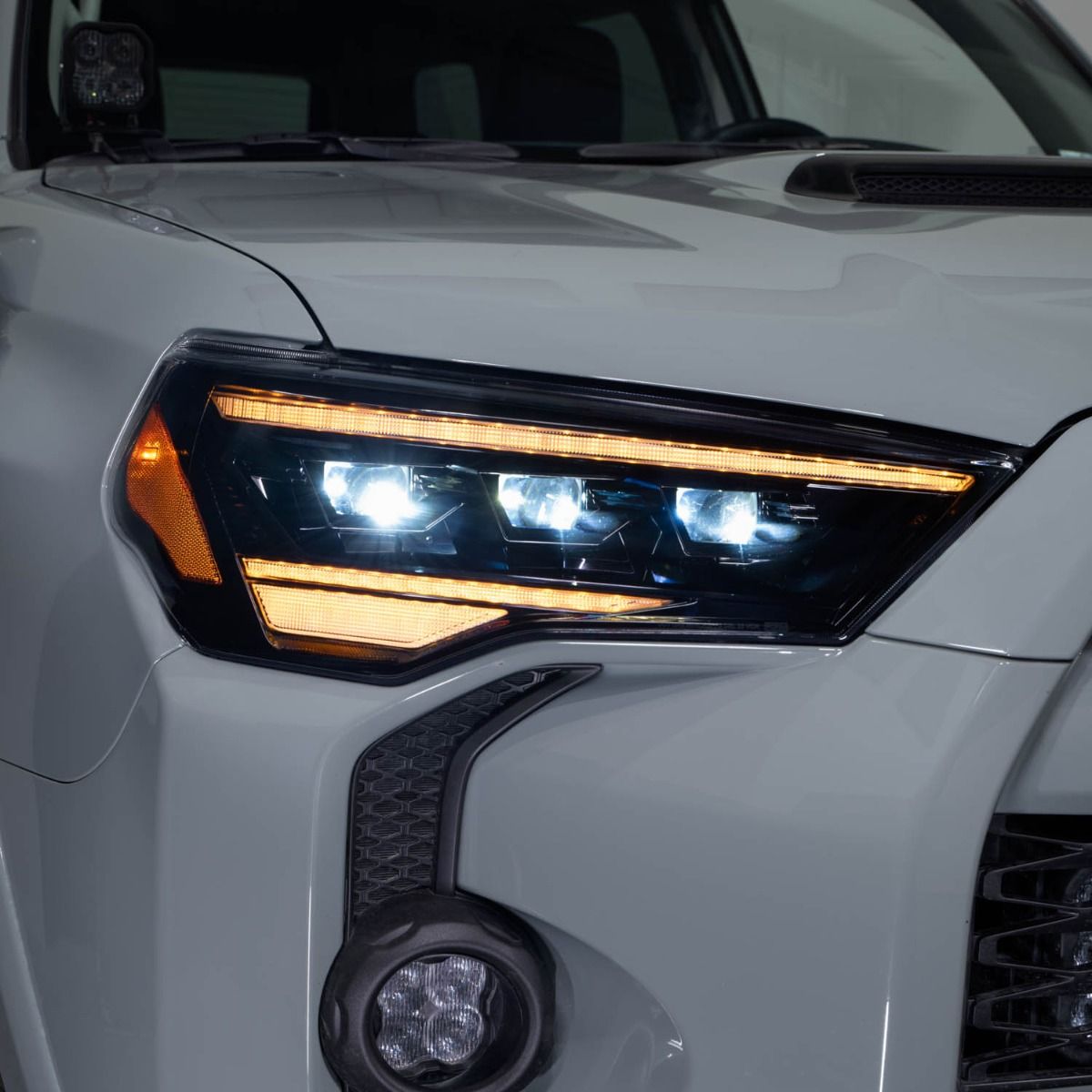 2014-2024 Toyota 4Runner Sequentielle LED-Projektorscheinwerfer