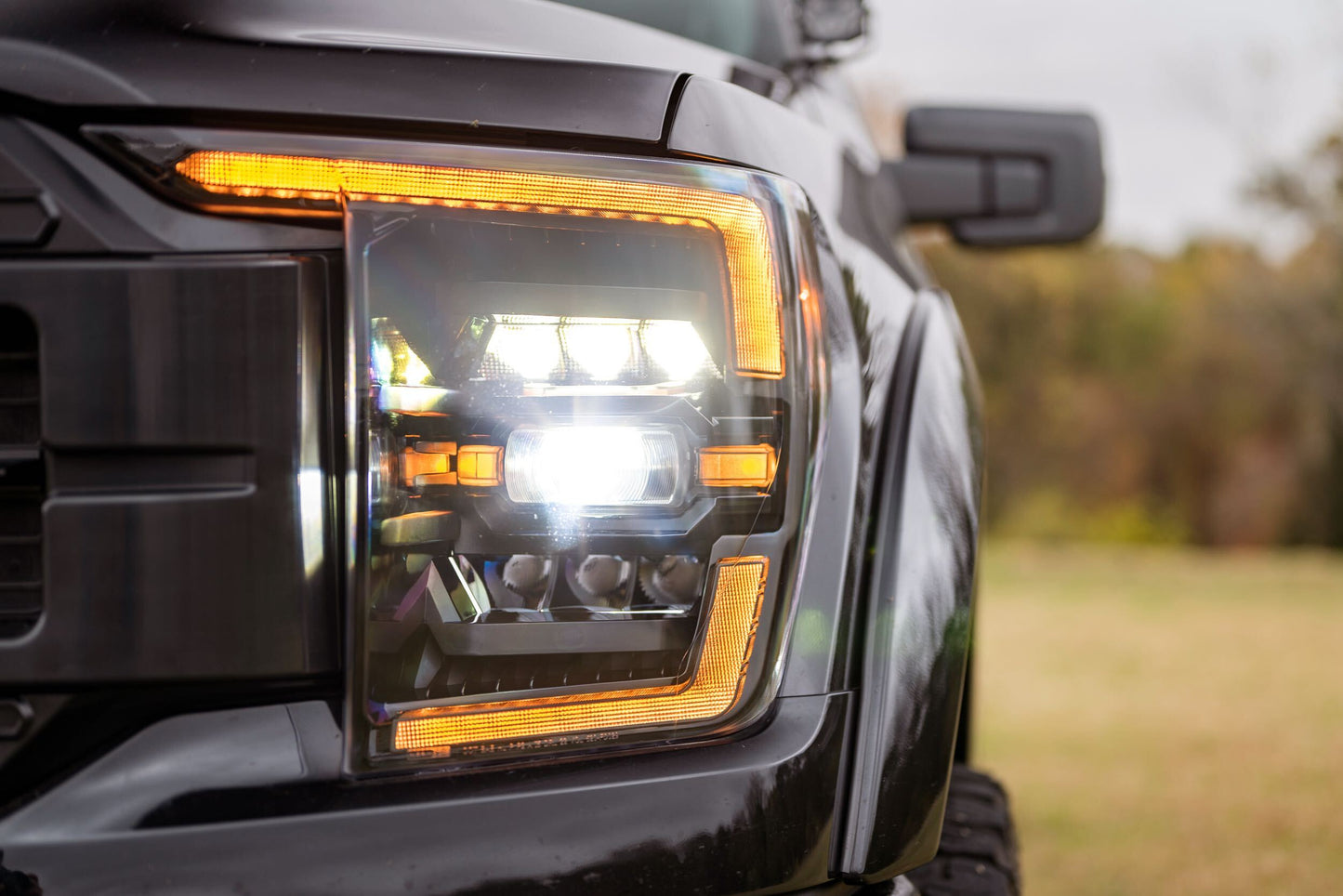 Faros delanteros Ford F150 XB 2021-2023: (luz diurna ámbar)