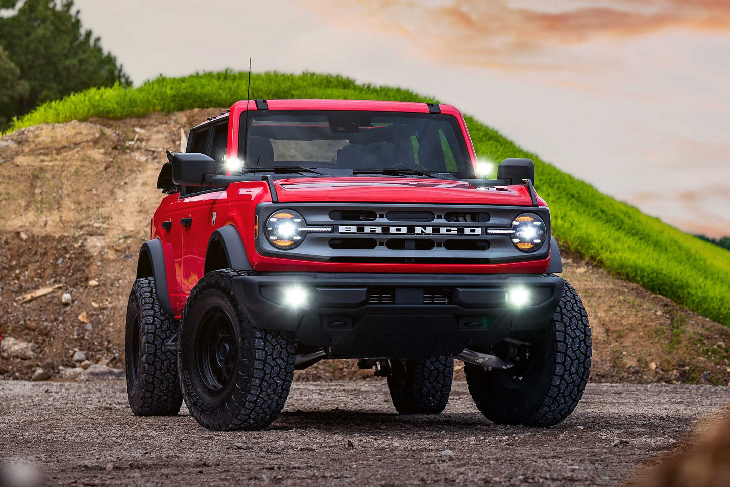 Faros LED XB: Ford Bronco (21+) (par/luz diurna blanca)