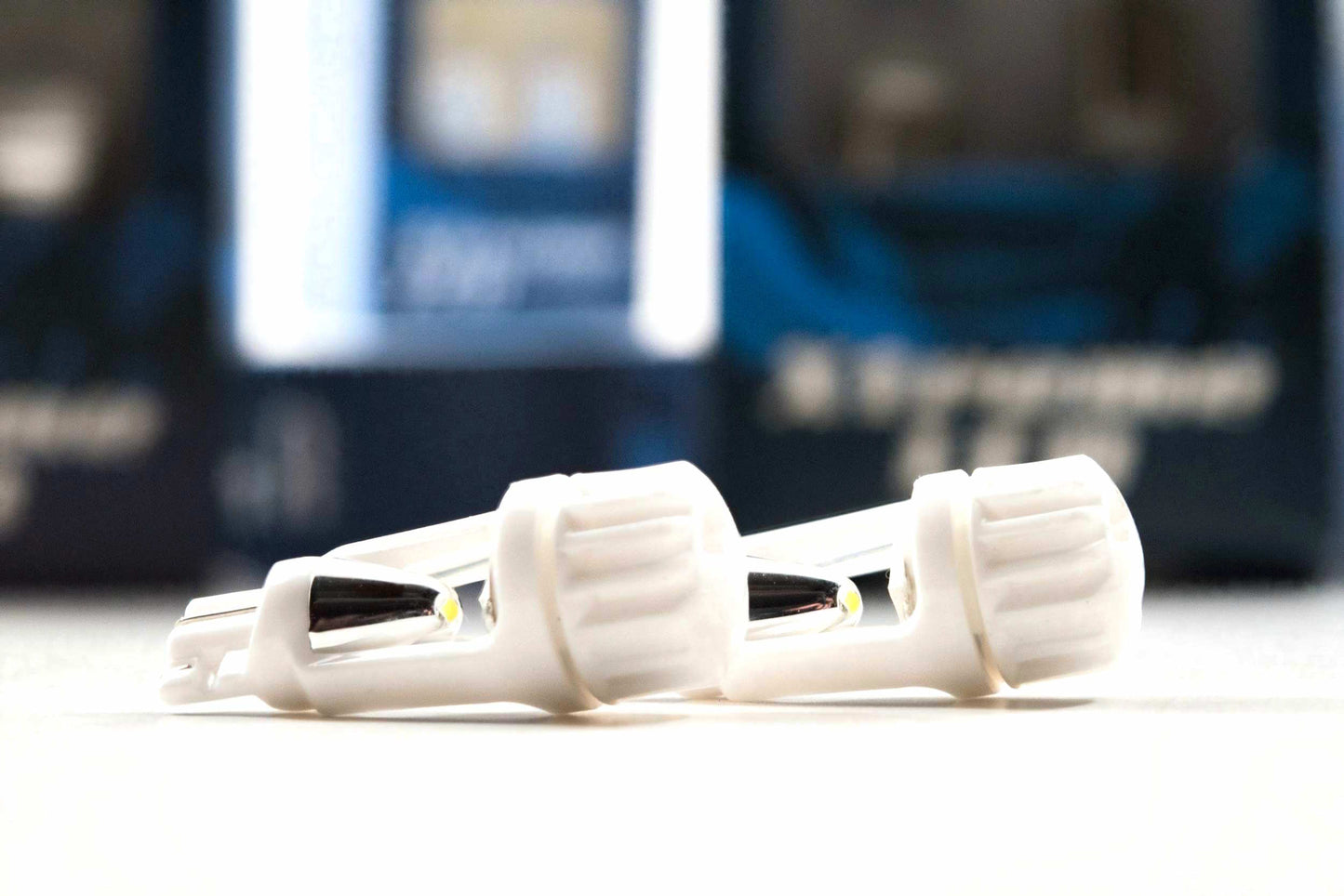 921/T15: LED Xtreme (juego)