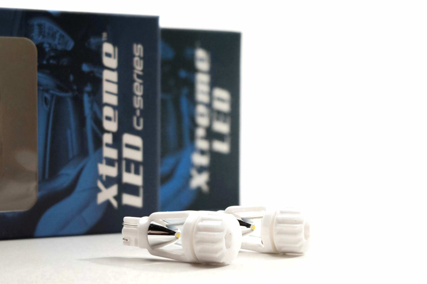 921/T15: LED Xtreme (juego)