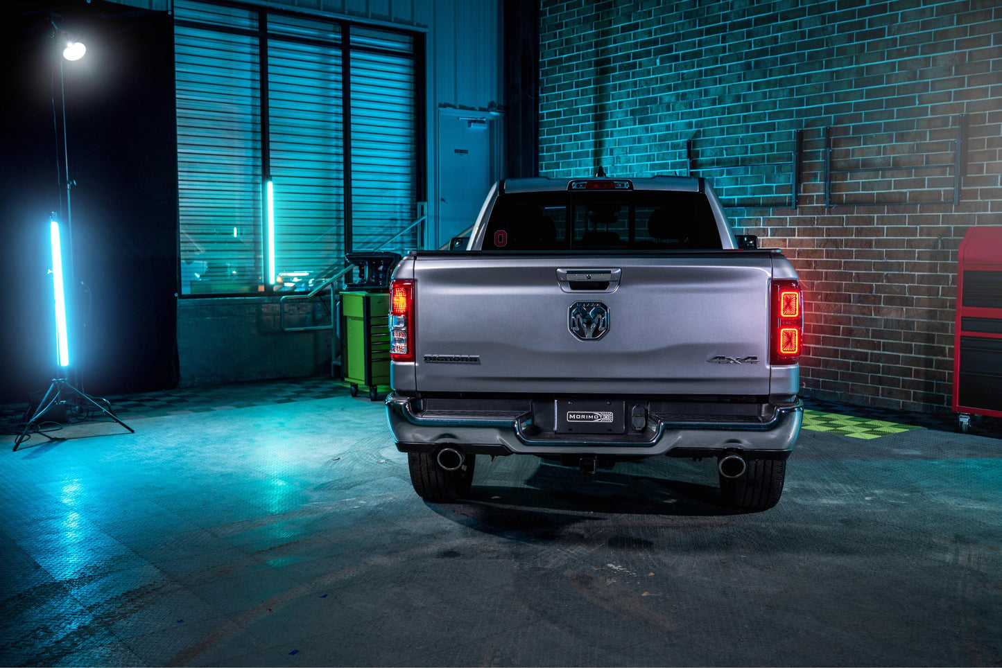 Luces LED traseras XB: Dodge Ram 1500 (19+) (par/ahumadas)