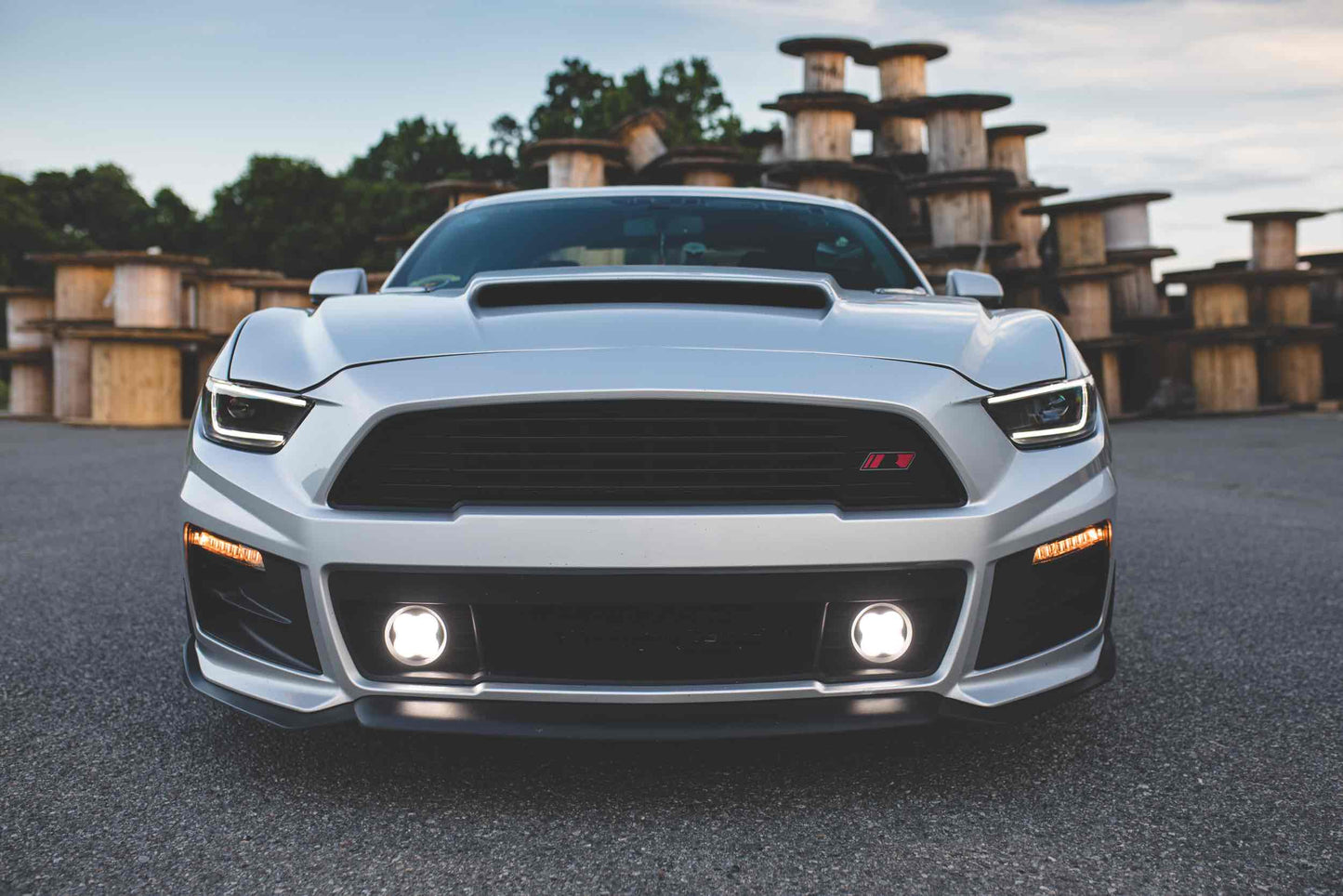 Giros de LED XB: Ford Mustang (15-17) (par/ahumado)