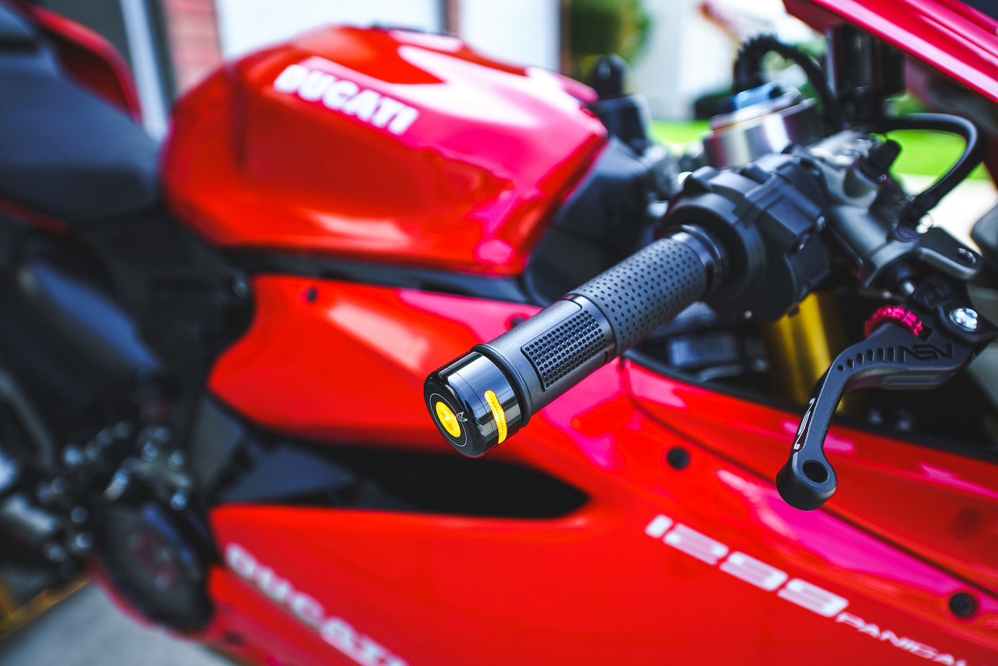 MC: Endicator (Paar)