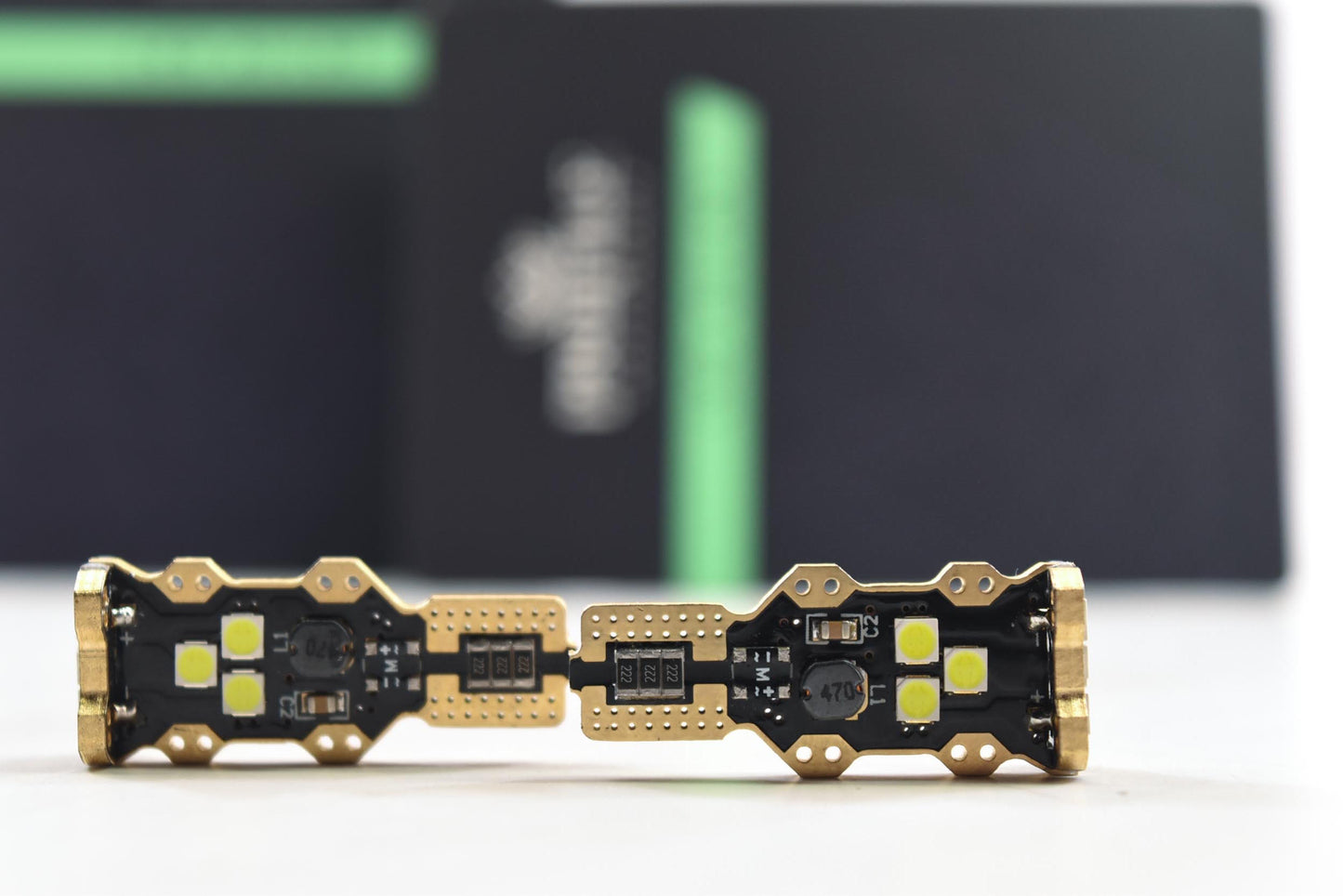 921/T15: Perfil Crown 1.0 (Oro)