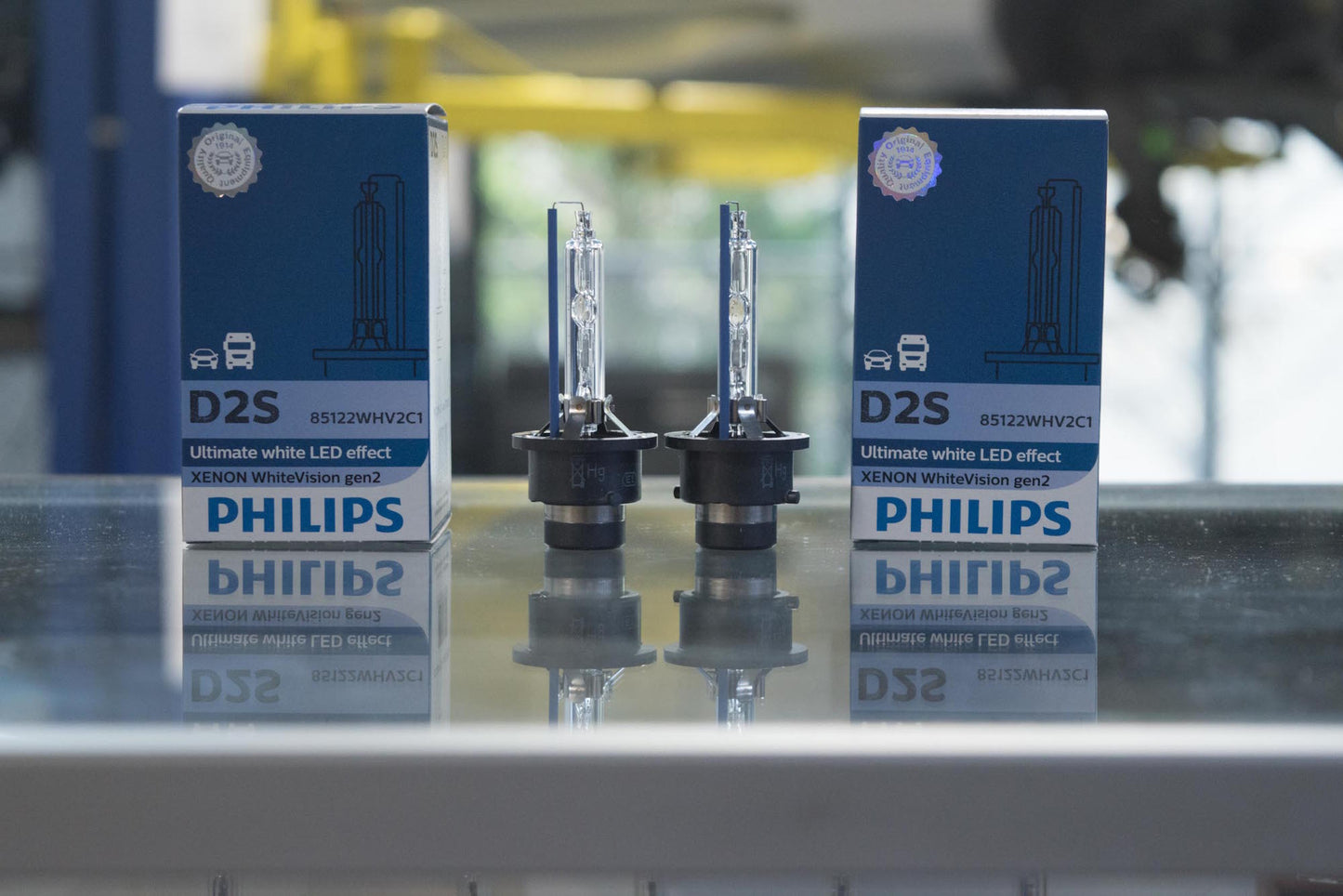 D2S: Philips 85122 WHV2 (5000K)