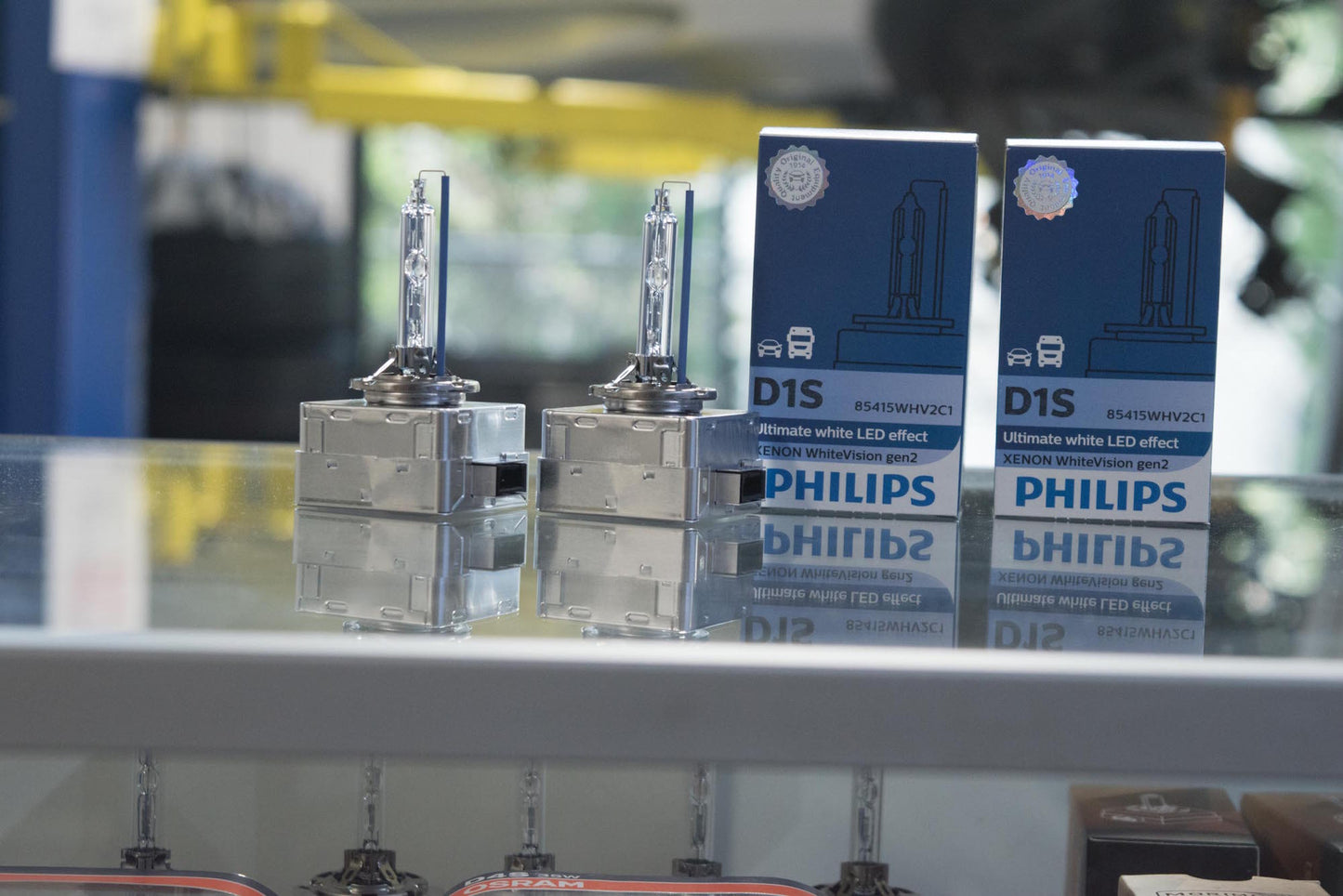 D1S: Philips 85415 WHV2 (5000K)