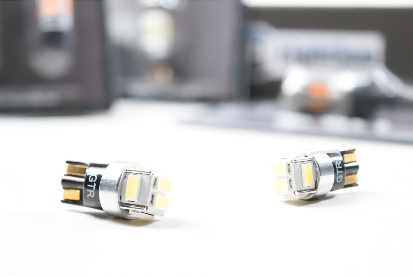 T10/194: GTR 6-Chip Canbus LED (White)