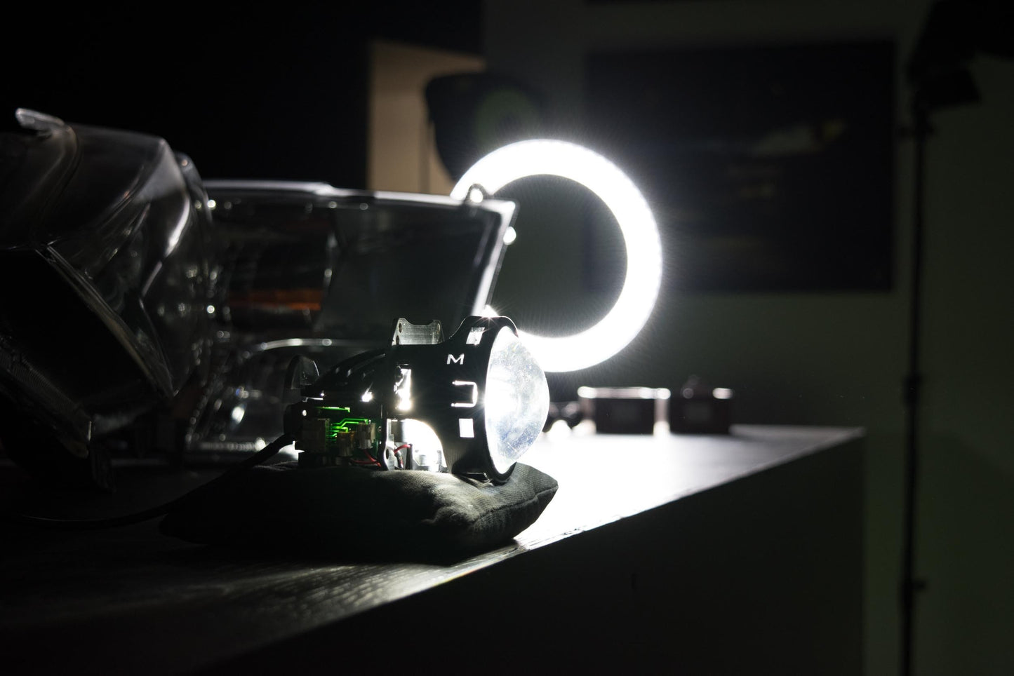 Bi-LED: Morimoto M LED 2.0 (Rechtslenker)