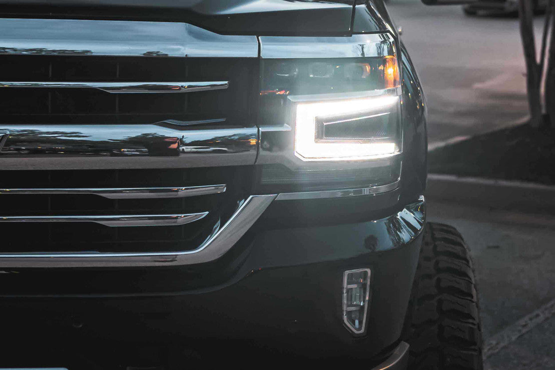 Faros LED XB: Chevrolet Silverado 1500 (16-18) (par/ajustable)