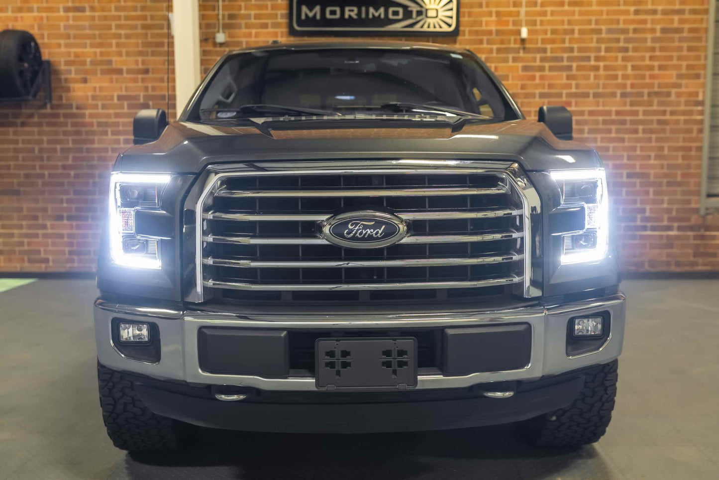 Faros LED híbridos XB: Ford F150 (2015-2017)