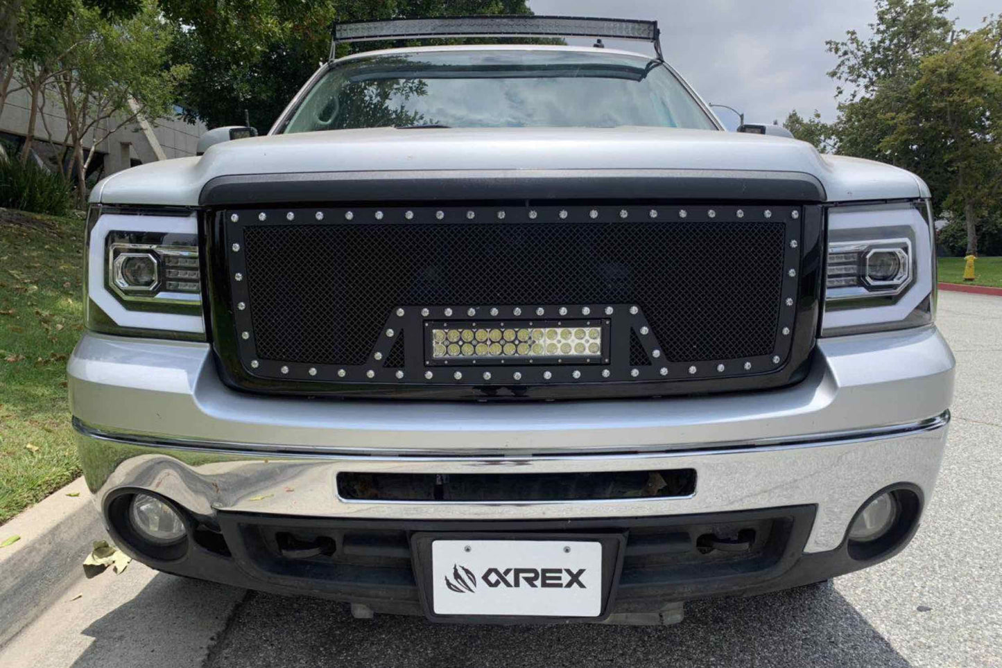 2007-2013 GMC Sierra Luxx LED Headlights