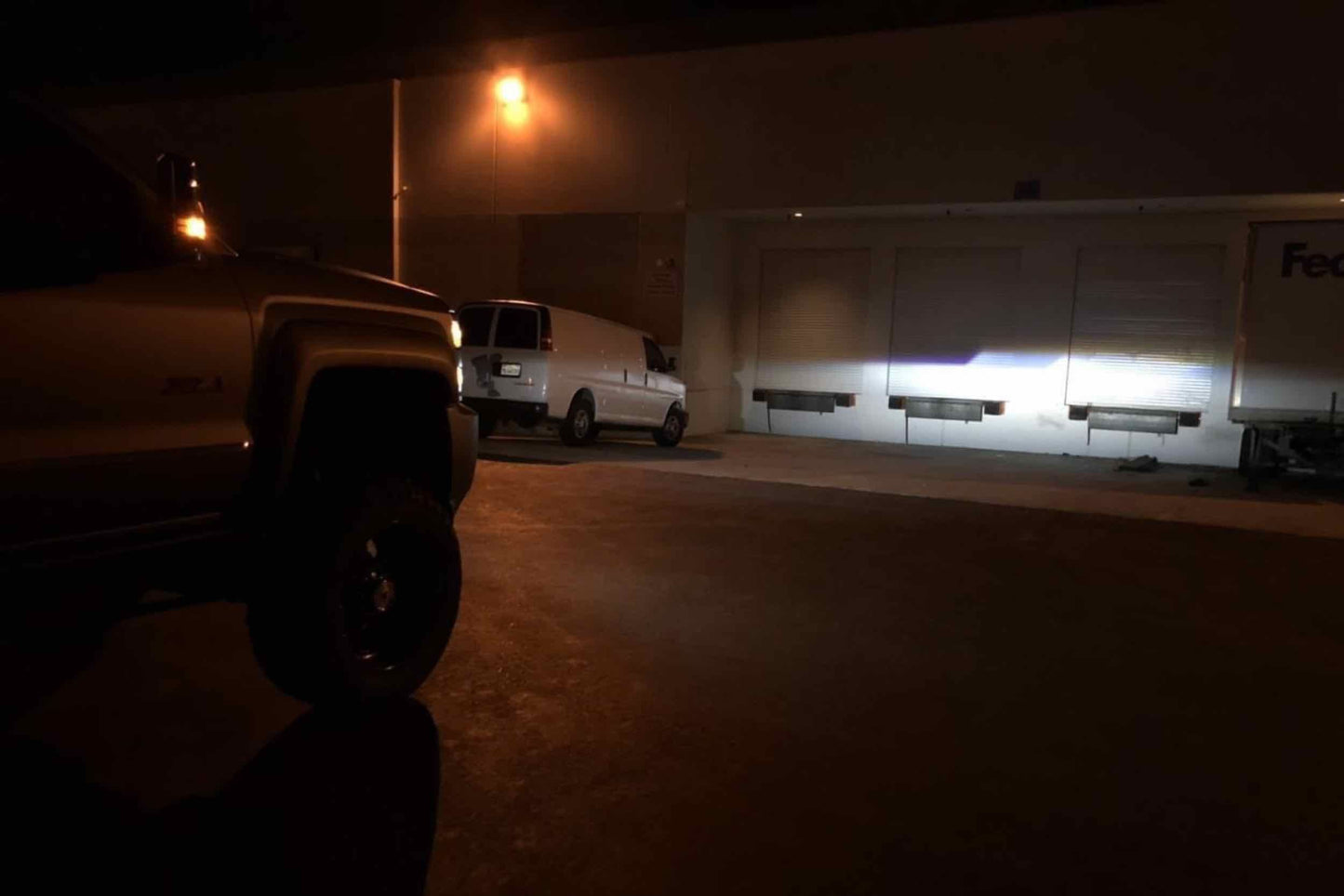 Faros delanteros LED ARex Nova: Chevy Silverado HD (15-19) - Negro azabache con rejilla cromada (juego)