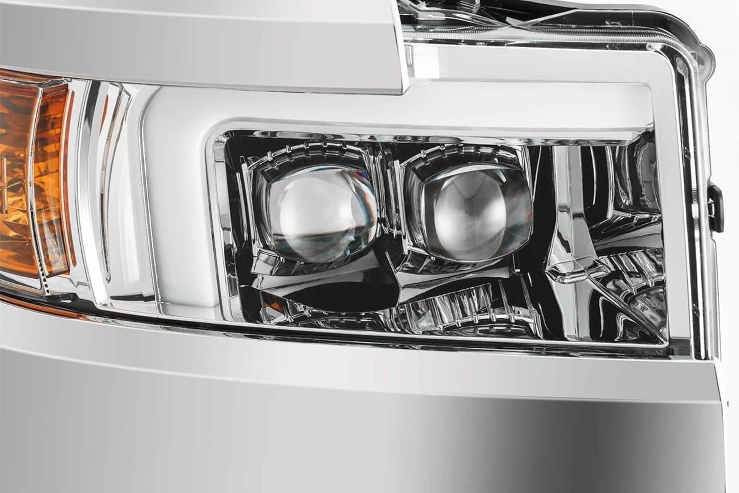 Faros delanteros LED ARex Nova: Chevy Silverado HD (15-19) - Negro azabache con rejilla cromada (juego)