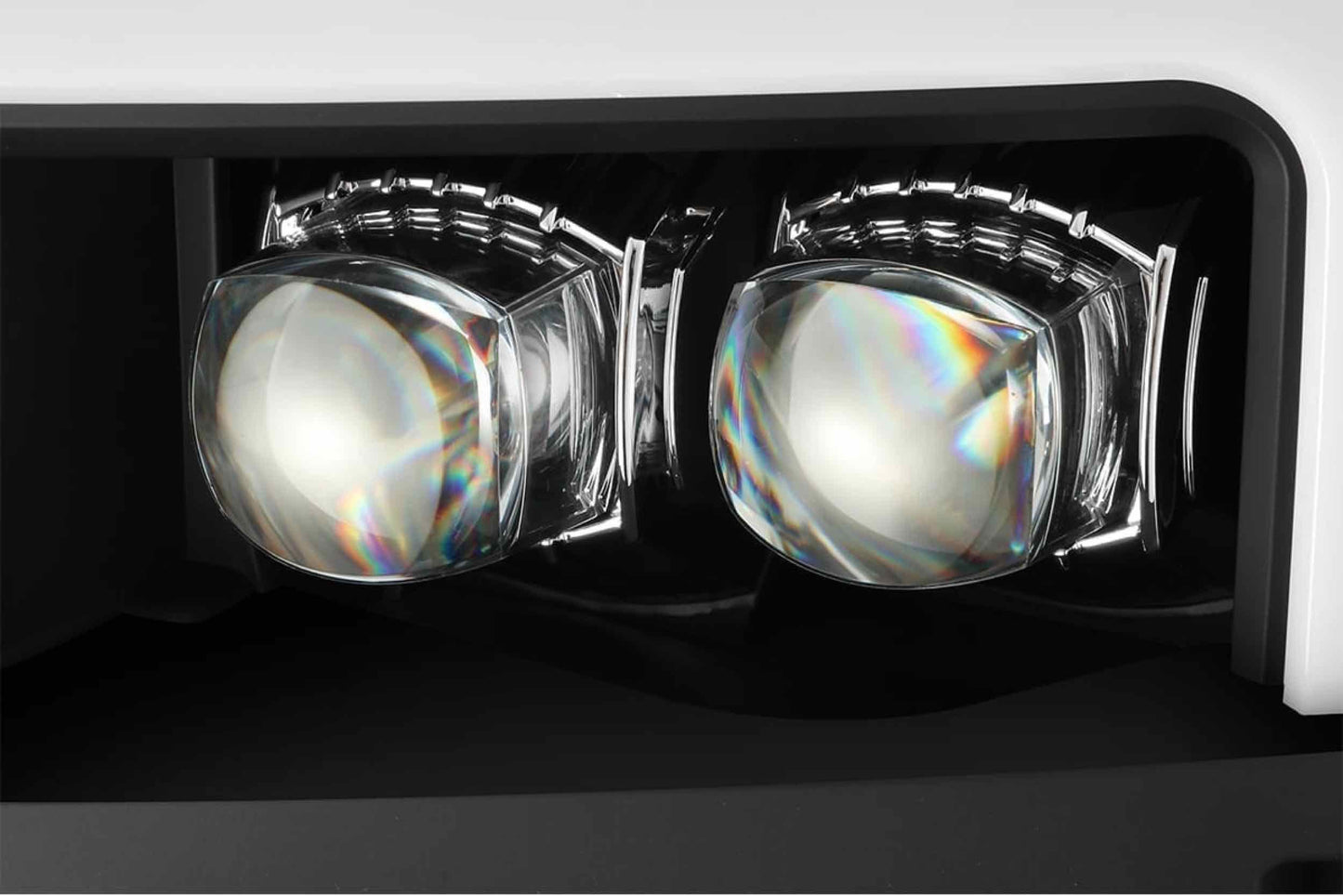 Faros delanteros LED ARex Nova: Chevy Silverado HD (15-19) - Negro azabache con rejilla cromada (juego)