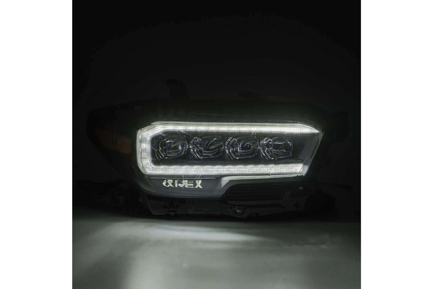 Faros delanteros LED ARex Nova: Toyota Tacoma (16-20) - Alpha-Black (juego)