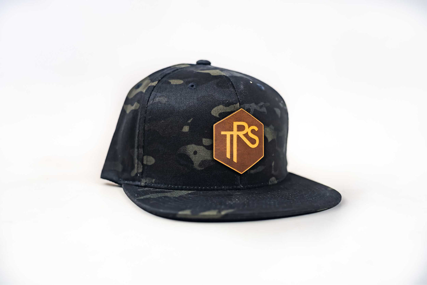 Hut: Schwarzes MultiCam mit TRS-Lederpatch