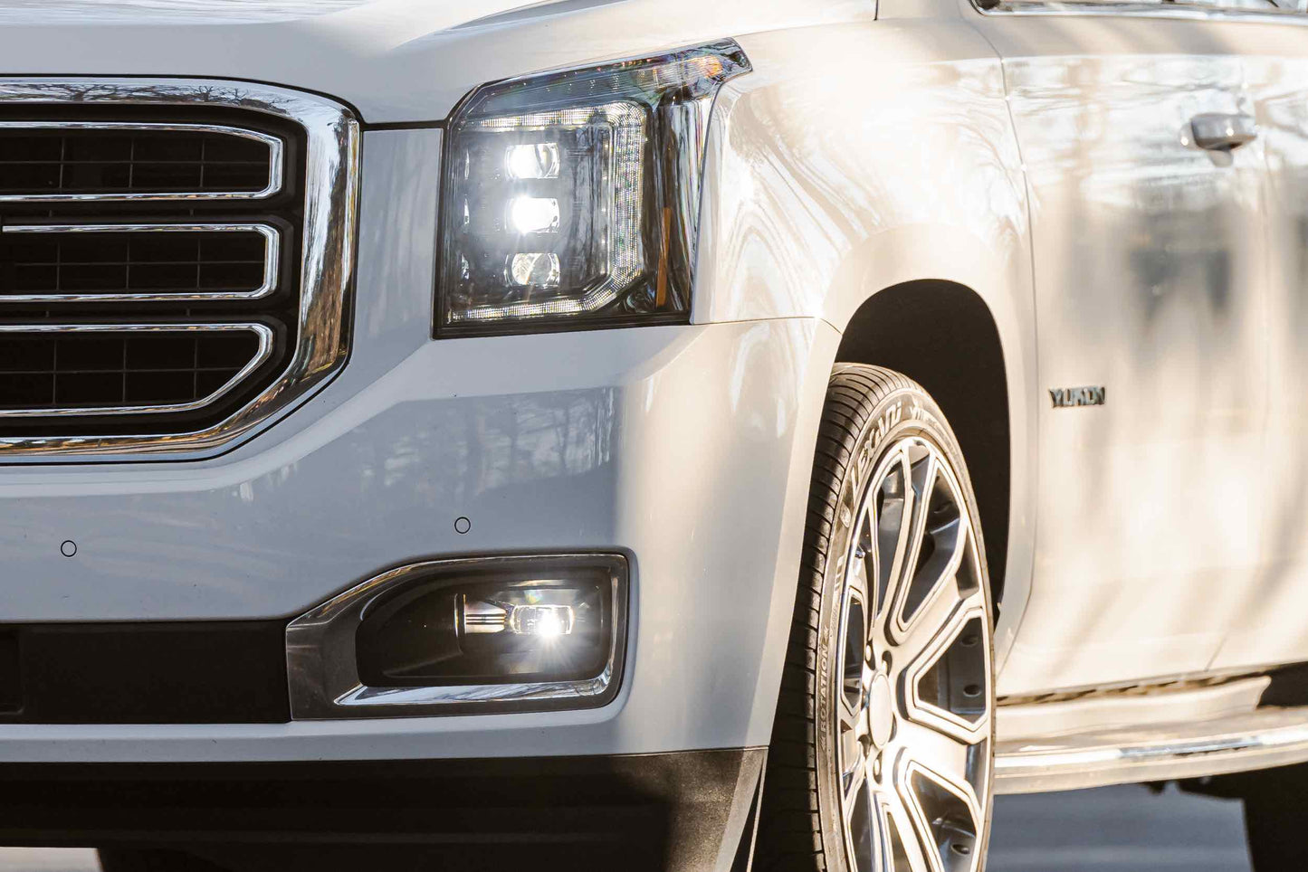Faros LED GMC Yukon XB 2015-2020