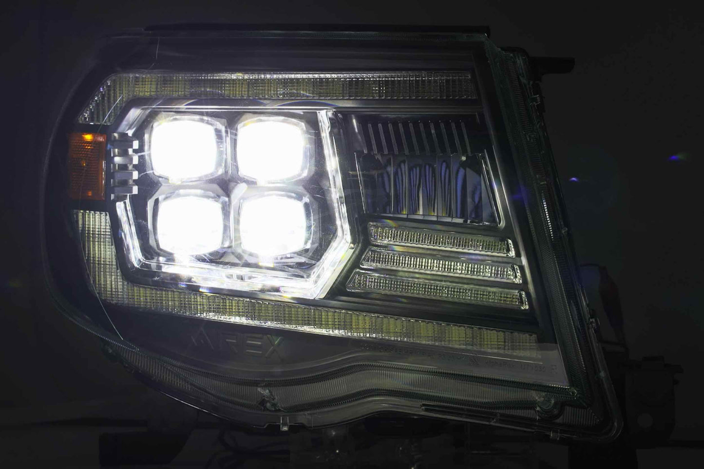 Faros delanteros LED ARex Nova: Toyota Tacoma (05-11) - Cromados (juego)