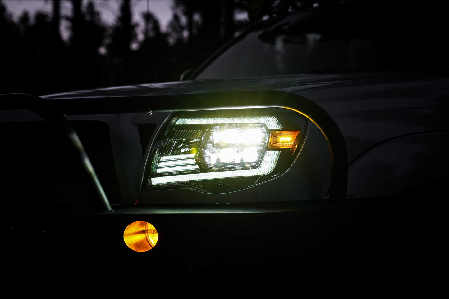 Faros delanteros LED ARex Nova: Toyota Tacoma (05-11) - Cromados (juego)