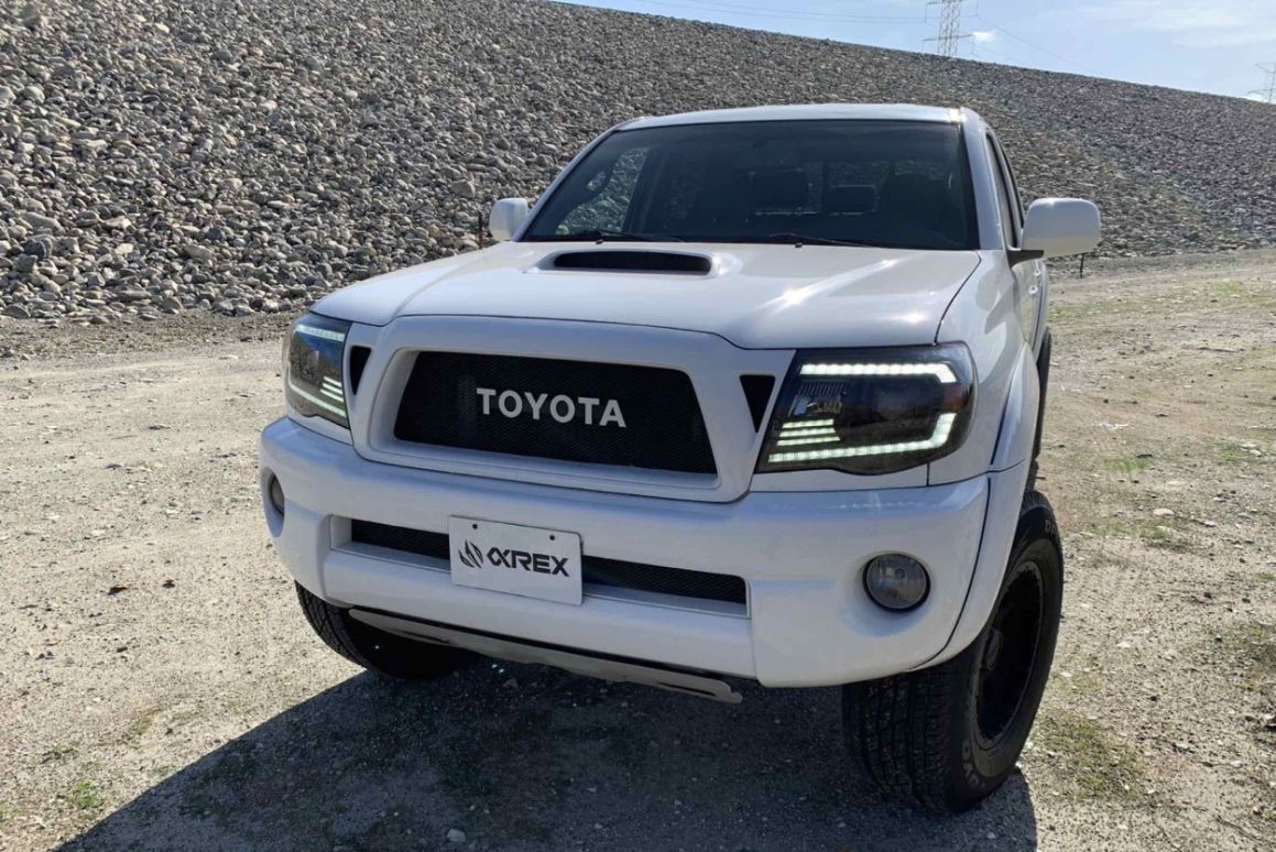 Faros delanteros LED ARex Luxx: Toyota Tacoma (05-11) - Cromados (versión de proyector/conjunto)