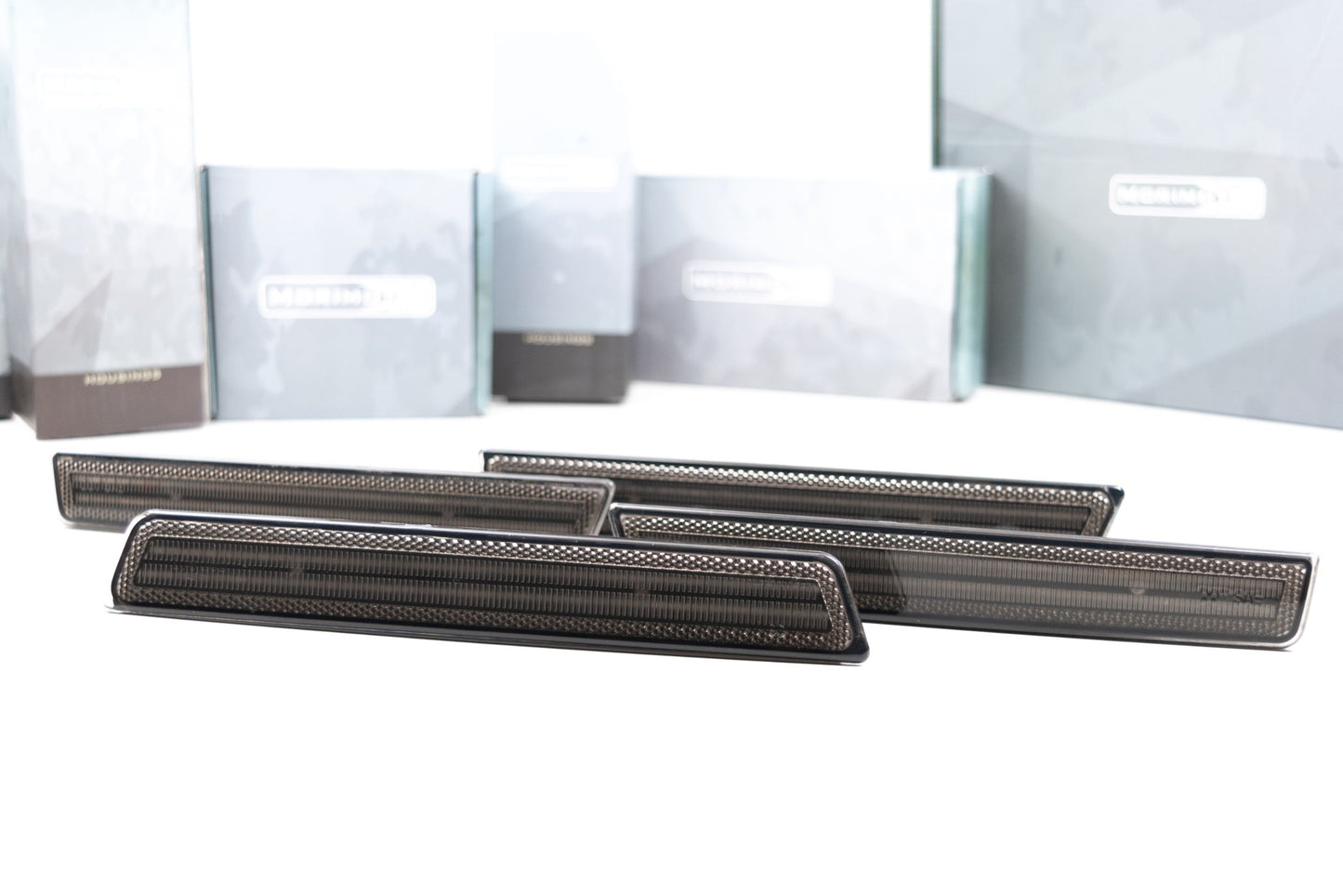 Marcadores laterales XB: Dodge Challenger (08-14 / Delantero / Par)