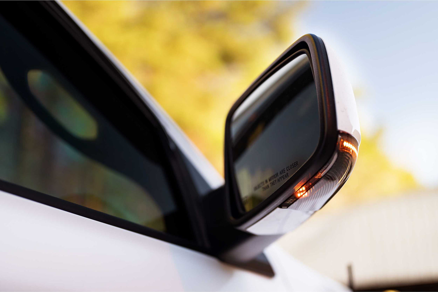 Luces LED para espejo retrovisor XB: Dodge Ram (09-18 / Parte inferior / Par)