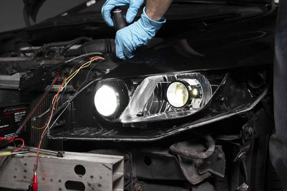 Bixenón: Morimoto Mini H1 8.0 (volante a la izquierda)