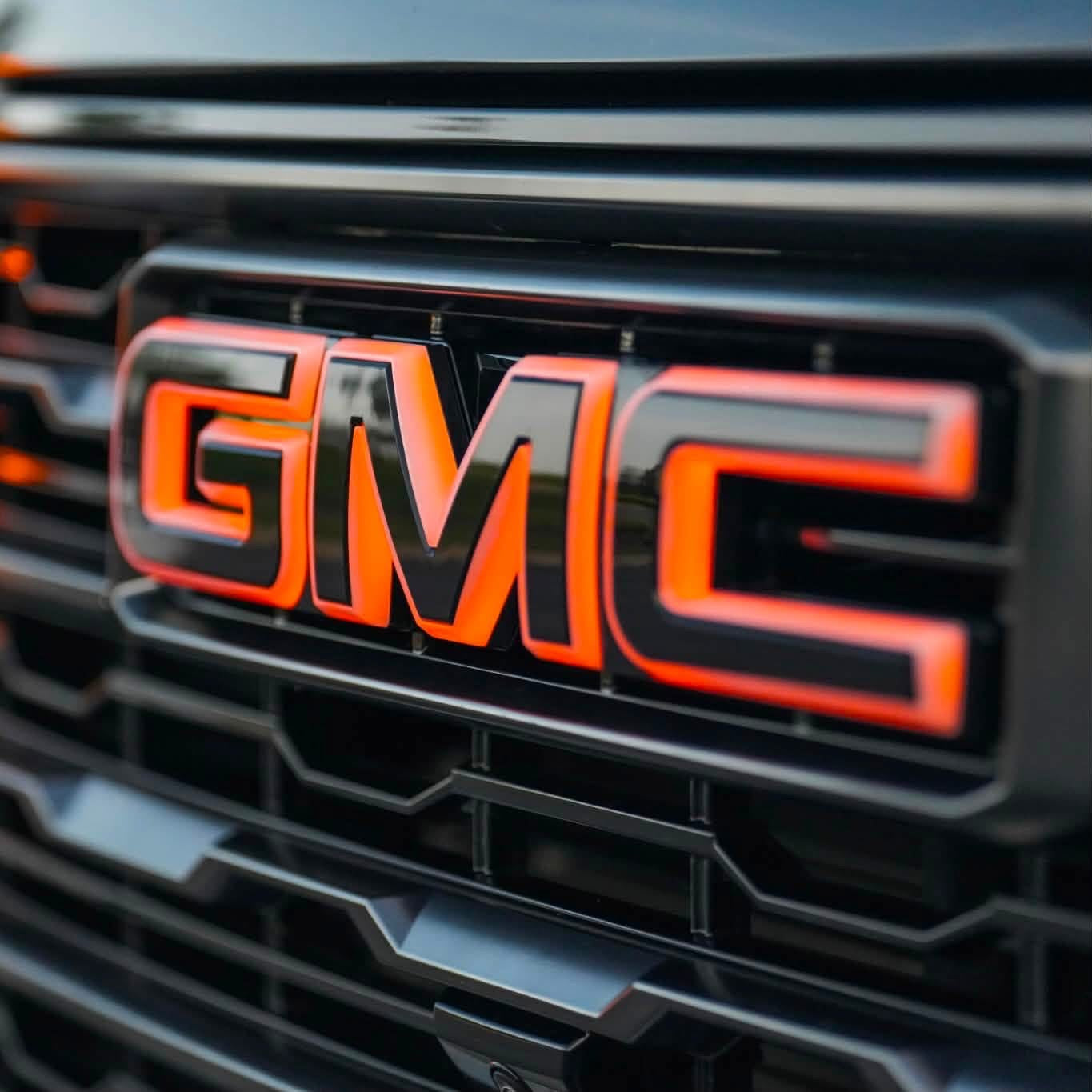 2024+ GMC Sierra HD LED Illuminated Front Emblem