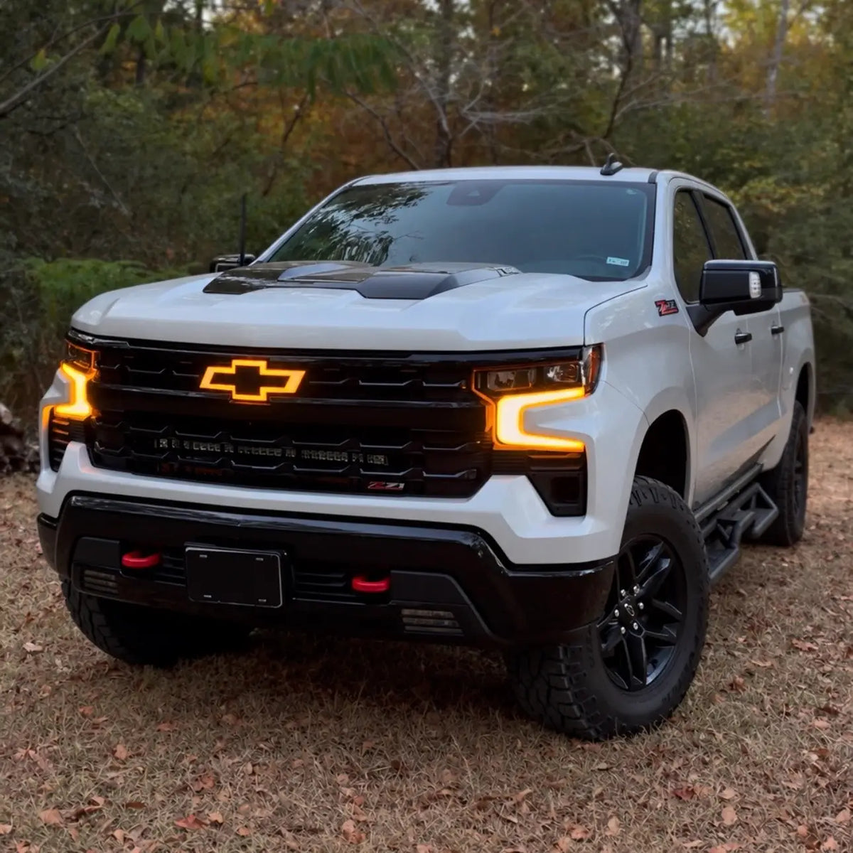 2022+ Chevrolet Silverado LED Illuminated Front Emblem