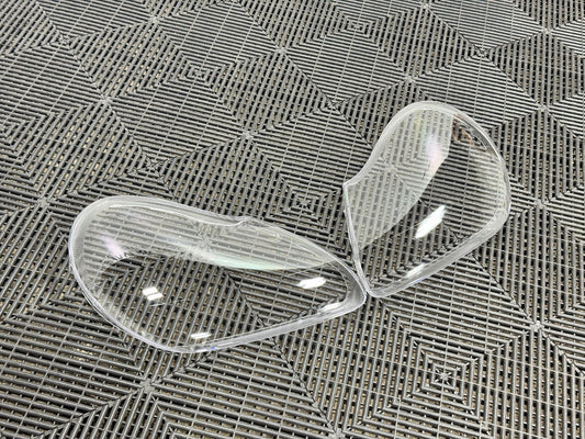 2003-2006 Porsche Cayenne 955 Replacement Headlight Lens