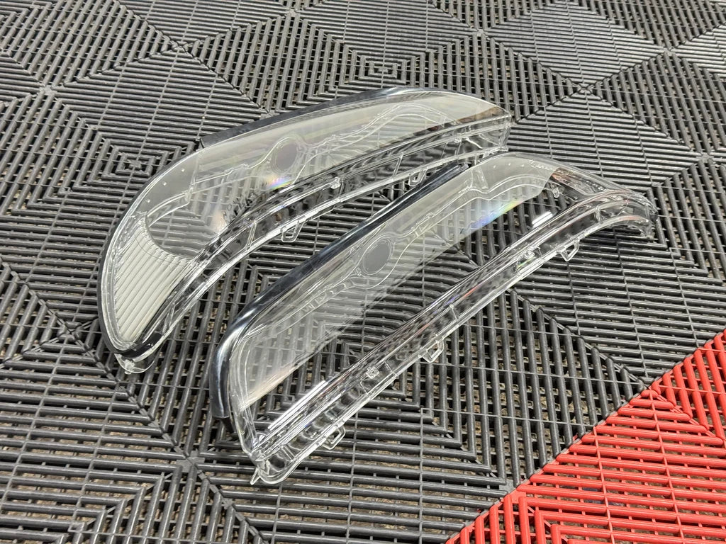 2001-2003 BMW 5 Series E39 Replacement Headlight Lenses (Pair) (Euro Corners)