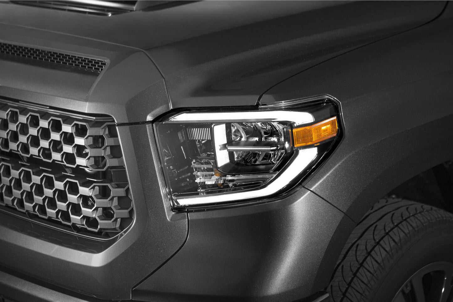OEM LED Headlights: Toyota Tundra (18+) (Gunmetal / Right)
