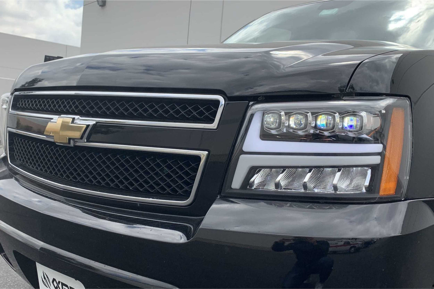 Faros delanteros LED ARex Nova: Chevy Tahoe/Suburban/Avalanche (07-13) - Cromados (juego)