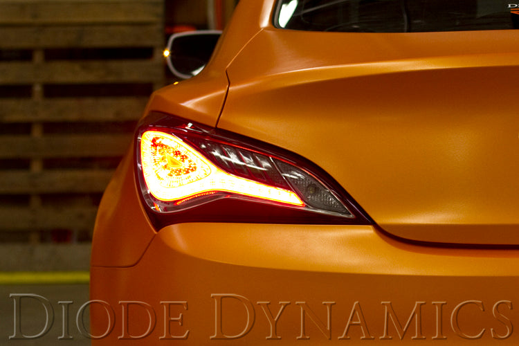 Kit de luces traseras y de giro para Hyundai Genesis Coupe con diodos dinámicos de etapa 2 de respaldo