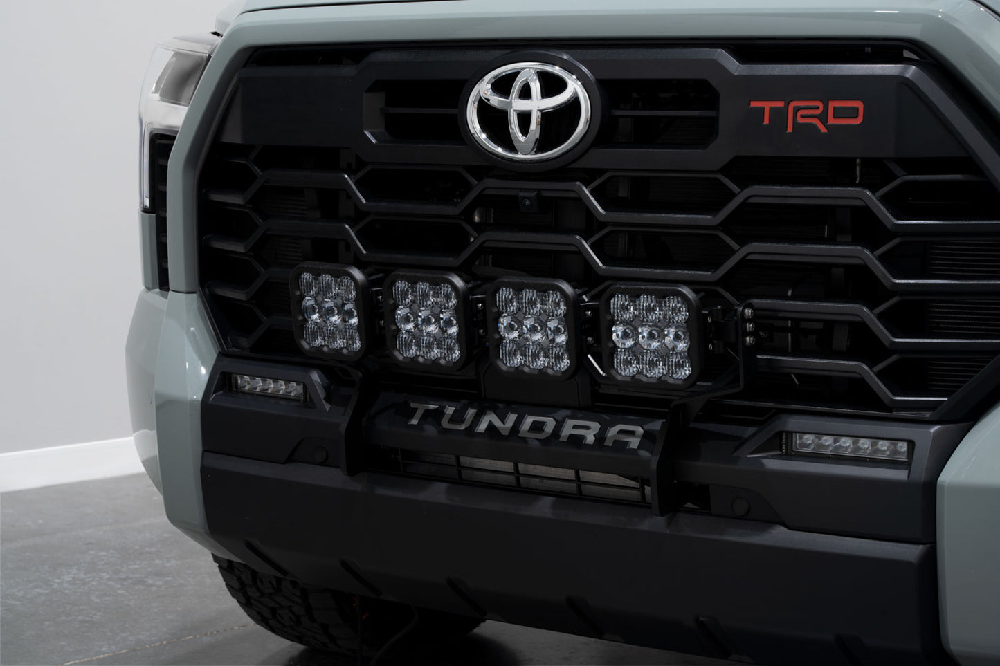 SS5 Kühlergrill-CrossLink-Halterungssatz für 2022 Toyota Tundra Diode Dynamics