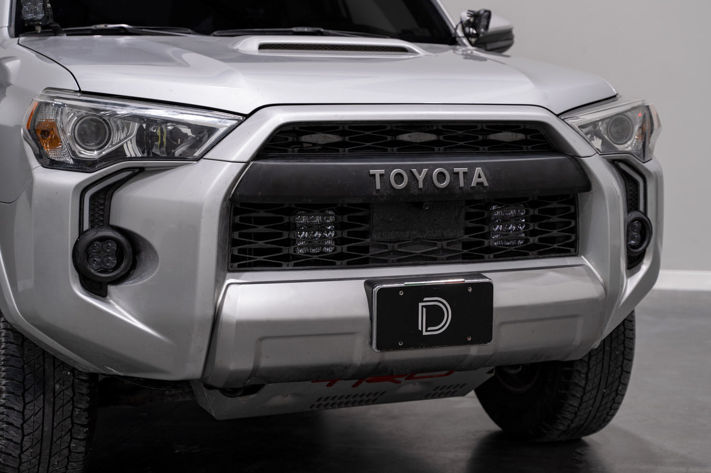 Kit de 2 luces LED para parrilla Stealth SS5 para Toyota 4Runner 2014-2023, dinámica de diodos de conducción en amarillo deportivo